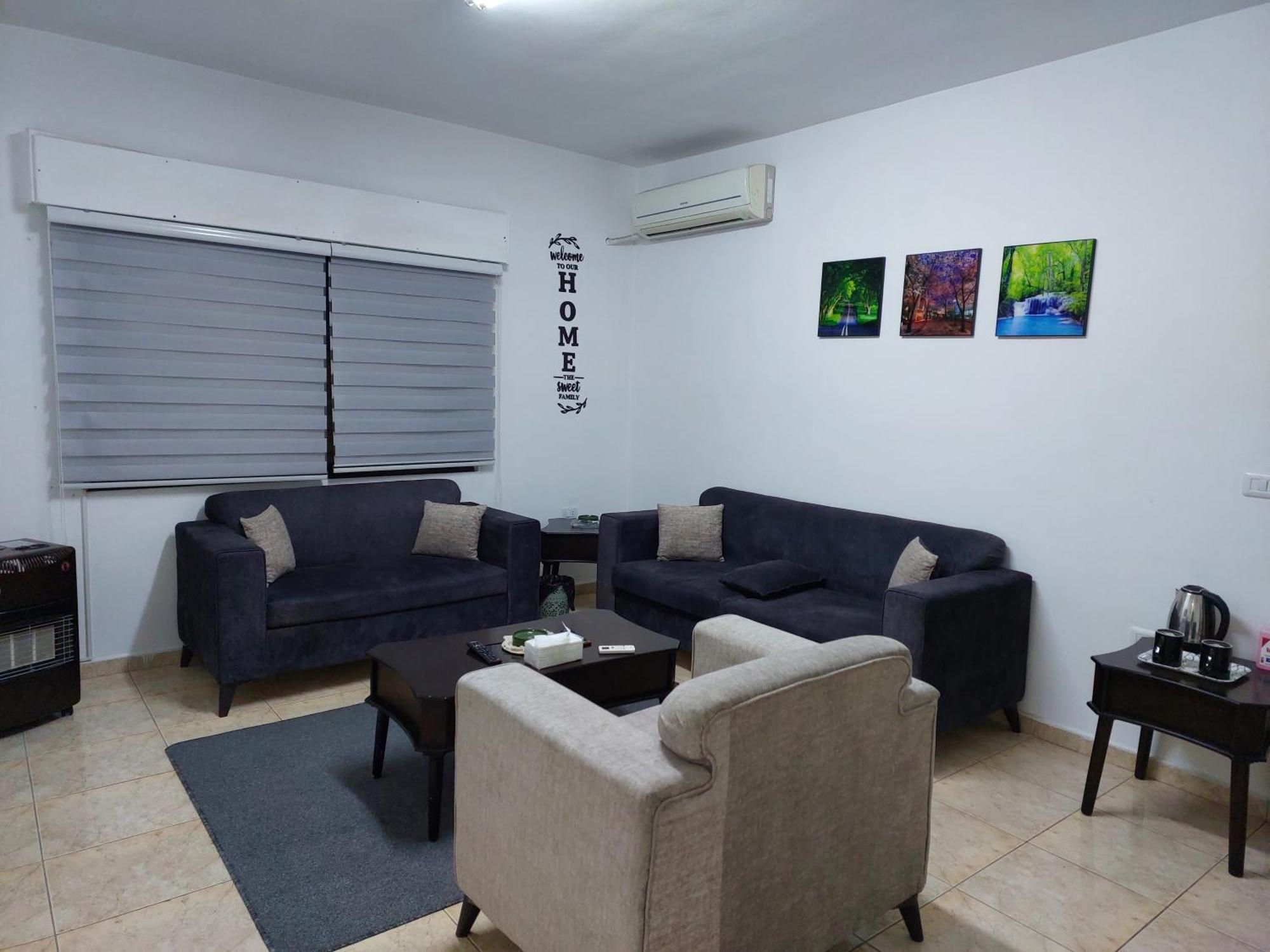 Cozy Home 4 Аман Екстериор снимка
